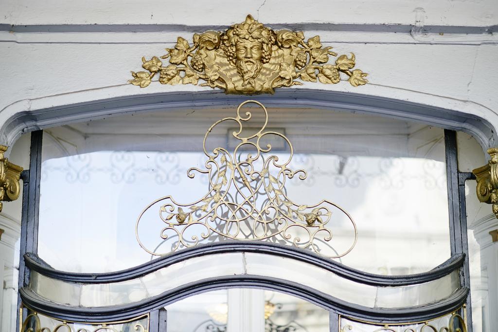Grand Hotel de Flandre Namen Buitenkant foto